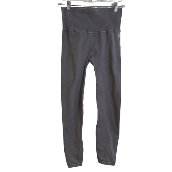 Free People Movement Muted Lavender Leggings Activewear Yoga Cut Outs - Picture 3 of 8